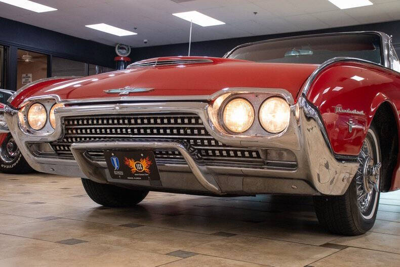 1962 Ford Thunderbird