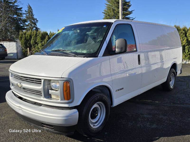 2001 Chevrolet Express for sale at Select Cars & Trucks Inc in Hubbard OR