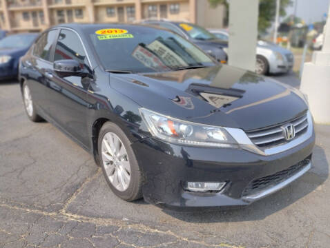 2013 Honda Accord for sale at Signature Auto Group in Massillon OH