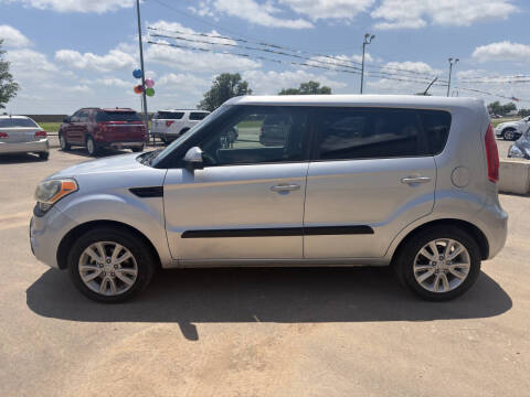 2012 Kia Soul +