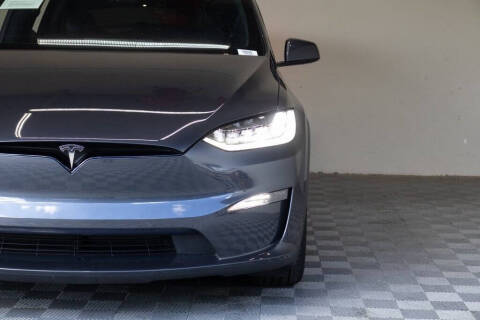 2023 Tesla Model X Standard Range