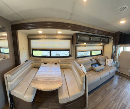 2018 Thor Motor Coach Ace 30.3