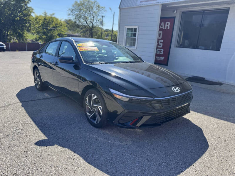 2025 Hyundai Elantra SEL's photo