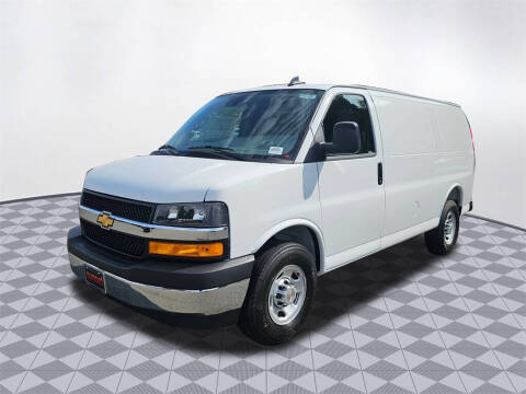 2025 Chevrolet Express 2500