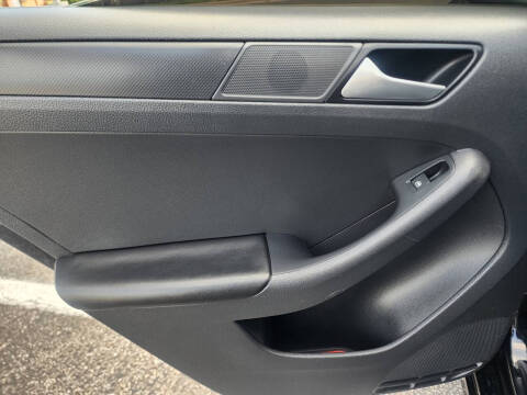 2016 Volkswagen Jetta
