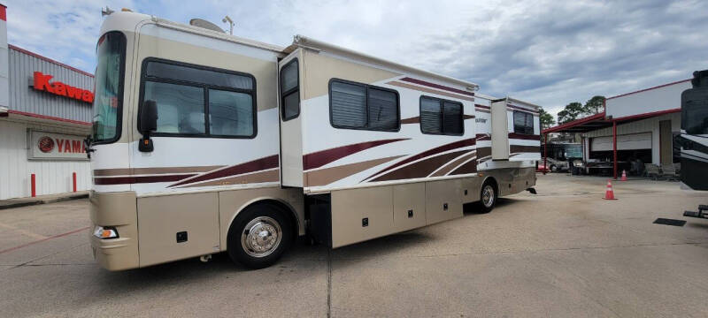2003 Fleetwood RV BOUNDER 38N