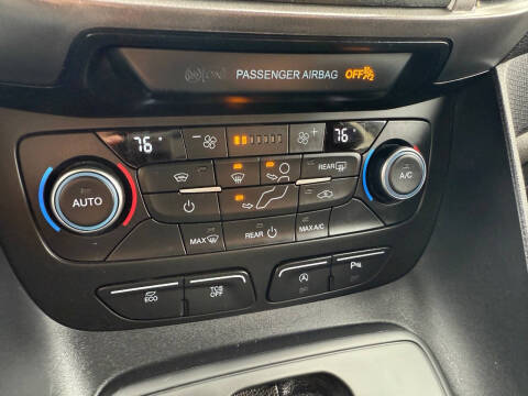 2022 Ford Transit Connect XLT