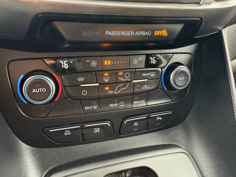 2022 Ford Transit Connect XLT