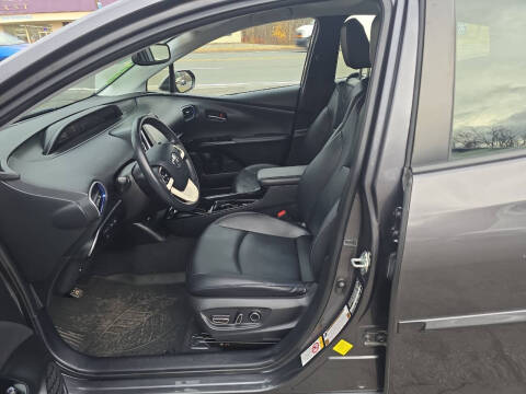 2018 Toyota Prius Four Touring