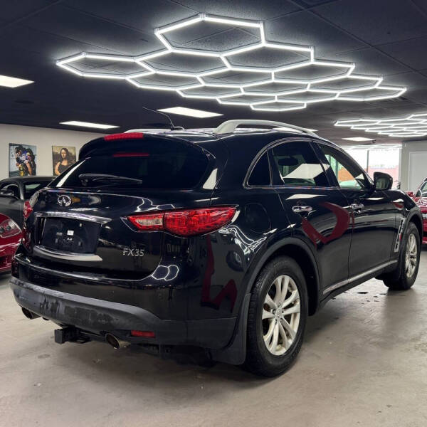2012 Infiniti FX35