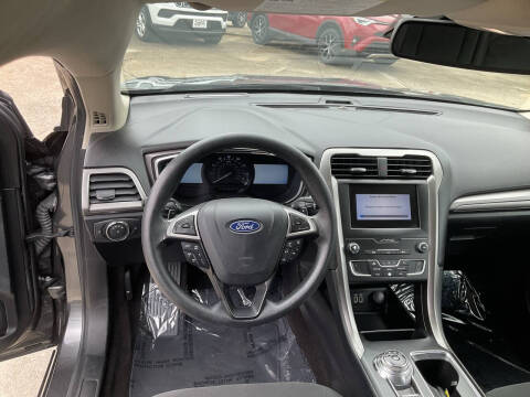 2019 Ford Fusion SE