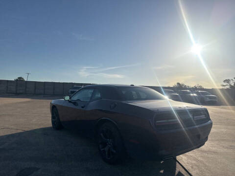 2020 Dodge Challenger SXT