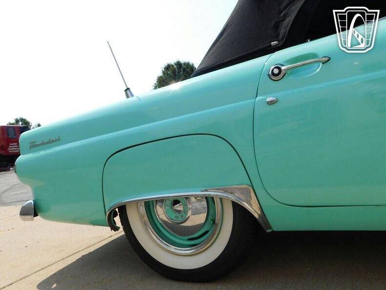 1955 Ford Thunderbird