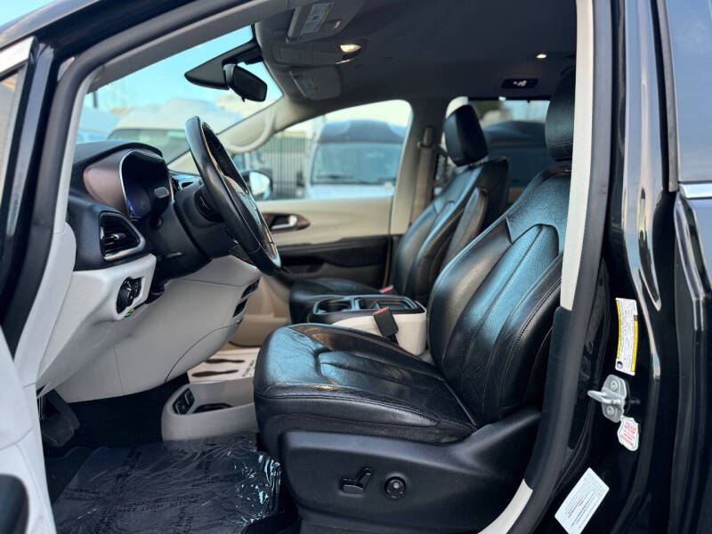 2018 Chrysler Pacifica Touring L