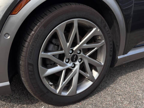 2024 Genesis GV60 Advanced