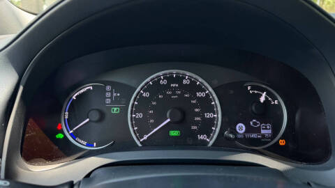 2013 Lexus CT 200h