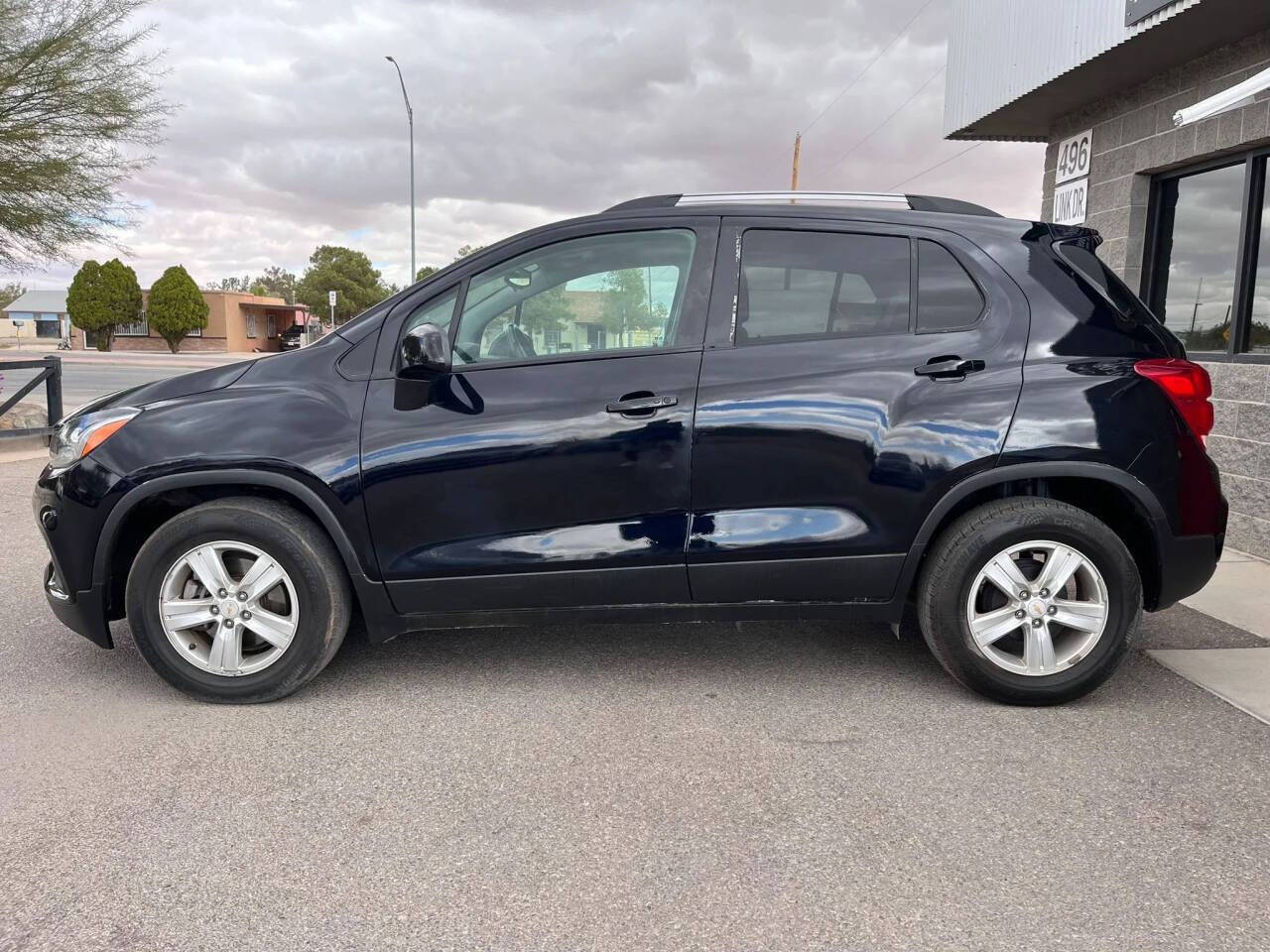 2021 Chevrolet Trax LT LT 4dr Crossover 2