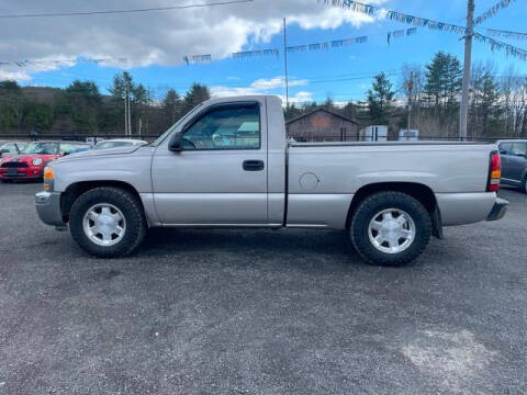 2007 GMC Sierra 1500 Classic for sale at Upstate Auto Sales Inc. in Pittstown NY