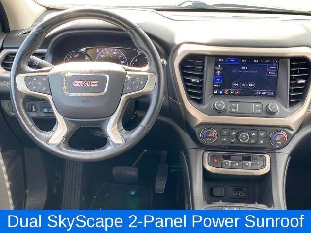 2022 GMC Acadia Denali