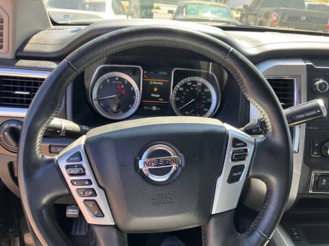 2019 Nissan Titan SV
