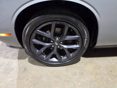 2021 Dodge Challenger SXT
