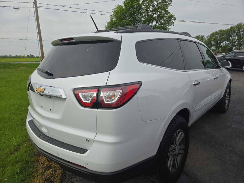 2017 Chevrolet Traverse LT