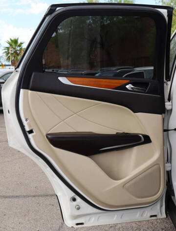 2019 Lincoln MKC Select