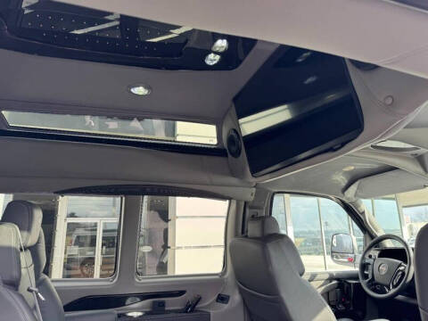 2025 GMC Savana 2500