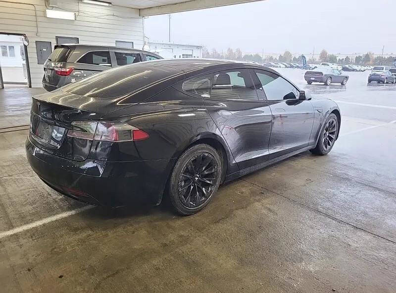 2016 Tesla Model S 70