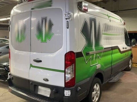 2017 Ford T250