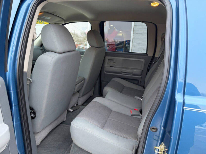 2005 Dodge Dakota SLT