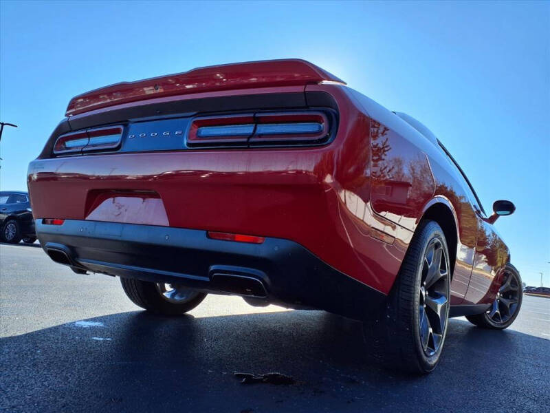 2017 Dodge Challenger SXT
