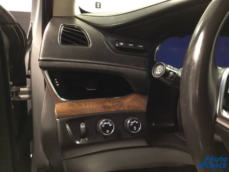 2017 Cadillac Escalade Luxury