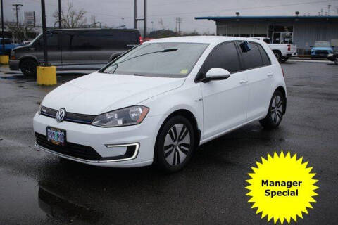 2016 Volkswagen e-Golf SE