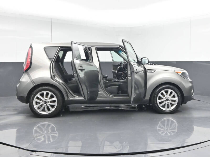 2019 Kia Soul +