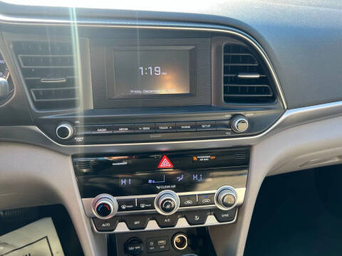 2020 Hyundai Elantra