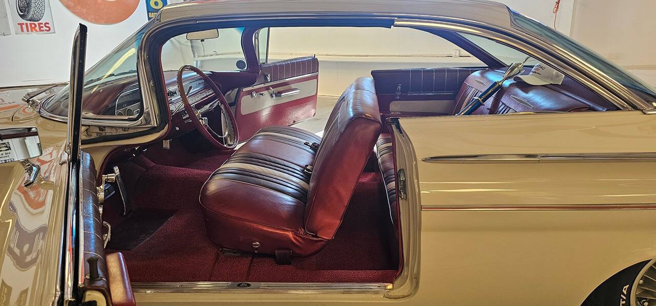 1960 Pontiac Ventura 74