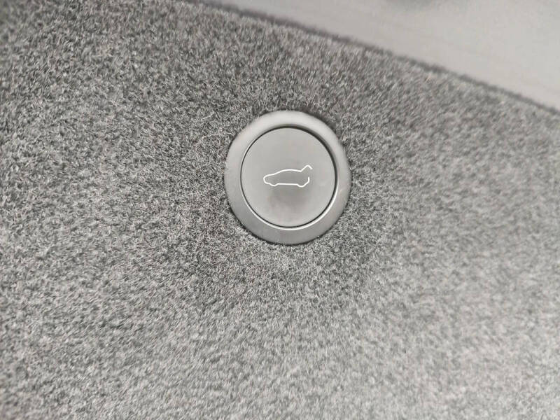 2022 Tesla Model X Plaid