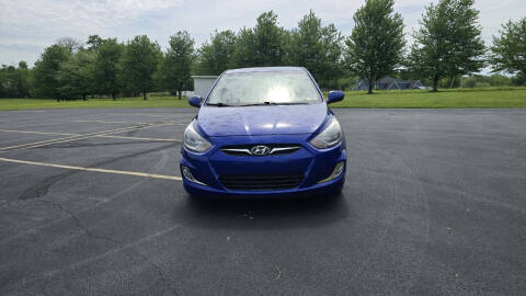 2012 Hyundai Accent SE