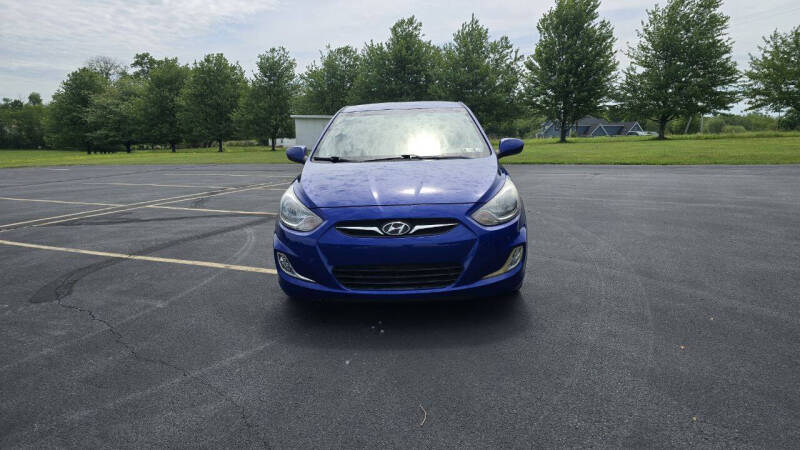 2012 Hyundai Accent SE