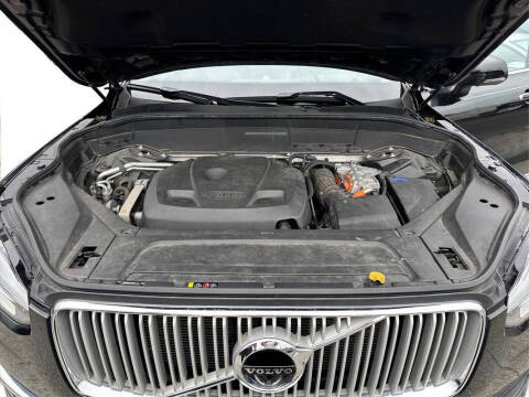 2016 Volvo XC90 T8 eAWD Inscription