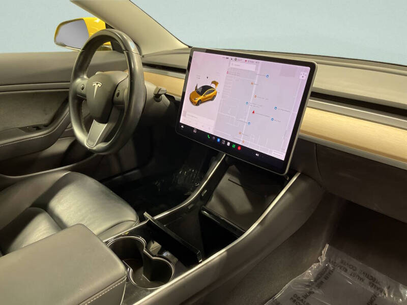 2019 Tesla Model 3 Standard Range Plus