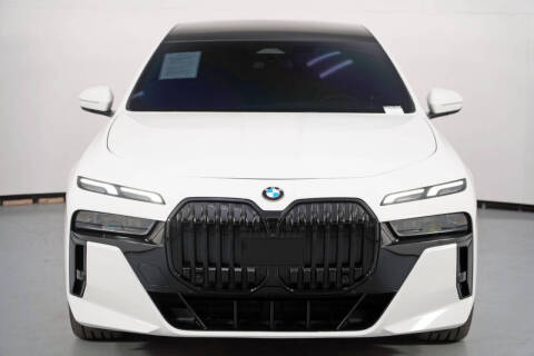 2023 BMW 7 Series 740i