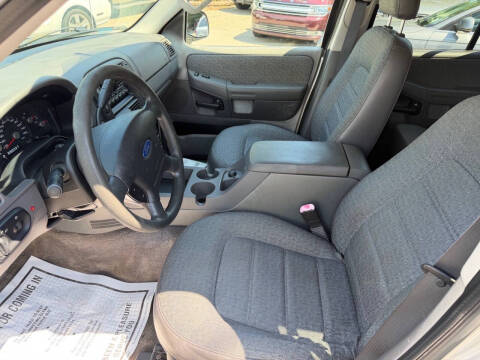2003 Ford Explorer XLS