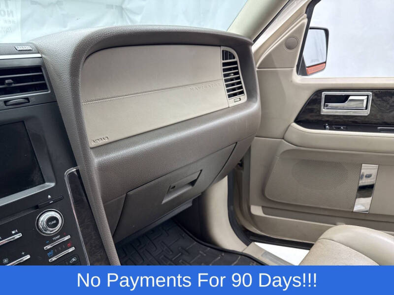 2017 Lincoln Navigator Select