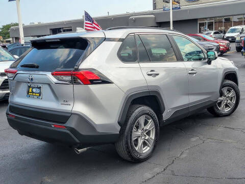 2024 Toyota RAV4 Hybrid LE