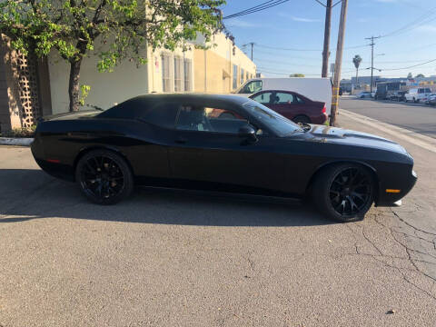 2012 Dodge Challenger SXT