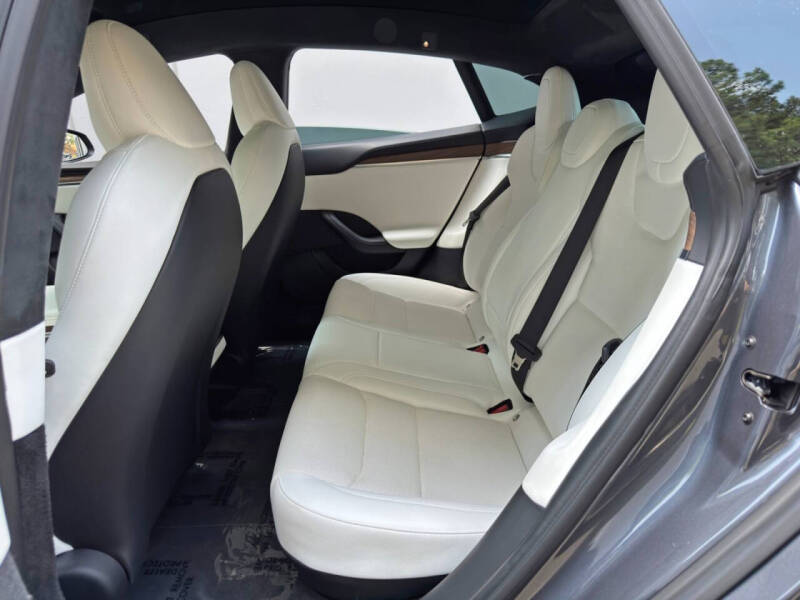 2022 Tesla Model S