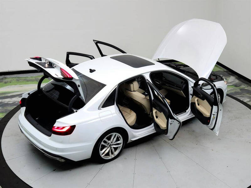 2022 Audi A4 quattro S line Prem Plus 45 TFSI