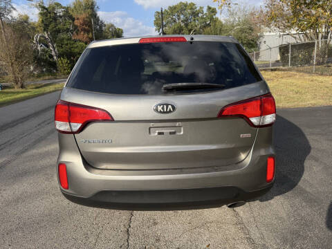 2015 Kia Sorento LX